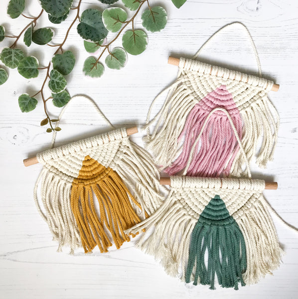 Load image into Gallery viewer, Macrame Wall Hanging Semi Circle