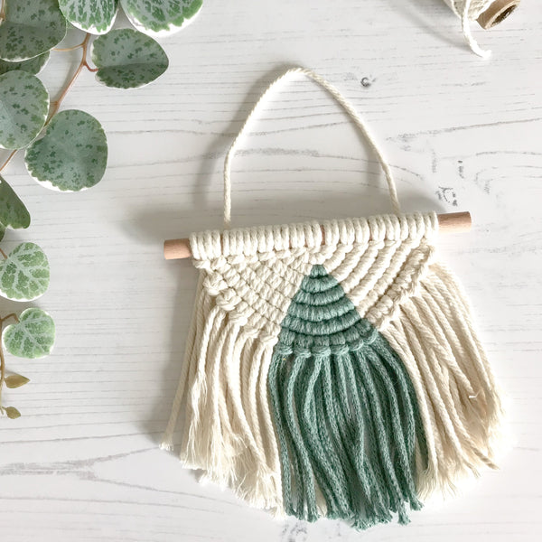 Load image into Gallery viewer, Macrame Wall Hanging Semi Circle