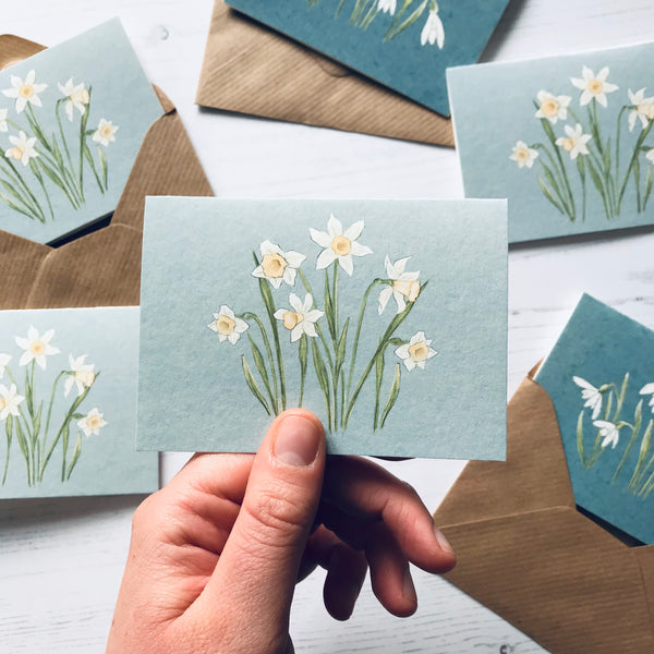 Load image into Gallery viewer, Set of Mini A7 Notecards With Spring Flower Illustrations
